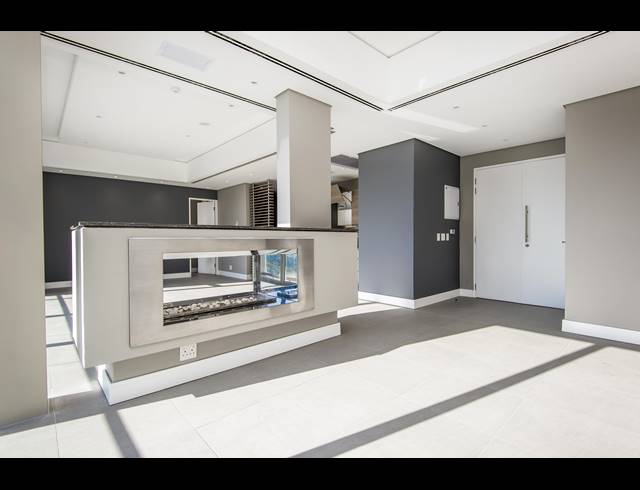 2 BEDROOM PENTHOUSE FOR SALE IN ROSEBANK